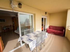 Bonito apartamento cerca de la playa, planta alta., hotell i Cala de Finestrat