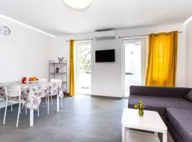 Adria and Nautica Apartments - Kuća&More House No13