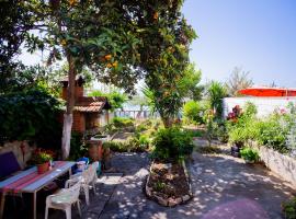 Mediterranean Garden Apartements, παραλιακή κατοικία σε Krilo