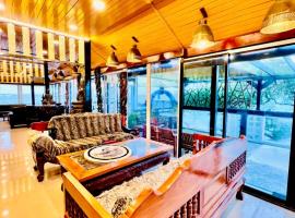 Crystal Sea Villa, cottage in Ko Larn