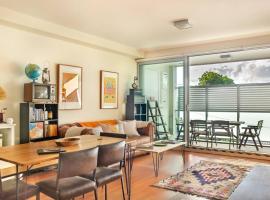 Sprawling Modern City Pad by Sydney Dreams، فندق في سيدني