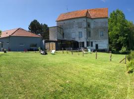 Le moulin du Soudet, ваканционна къща в Pernois