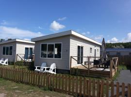 Camping de Duinhoeve Chalet Schelp not for companies, hotel em Nieuw-Haamstede