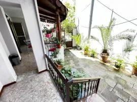 Grand Veranda Apartment
