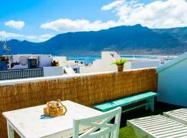 Famara rooftop 1