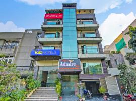 FabHotel Admire Suites, hotel en Nueva Delhi