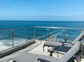Sea View Luxury Penthouse