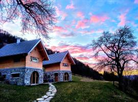 Granaries Pear & Walnut, hotel en Tolmin