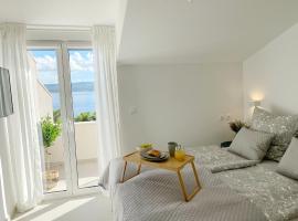 Blue View Studio, hotel di Lokva Rogoznica