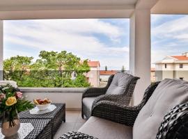 Dzīvoklis Luxury Apartment Nina with sea view pilsētā Sveti Anton