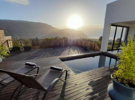 Luxury Modern House Western Cape Fish Hoek, self-catering accommodation in Cape Town