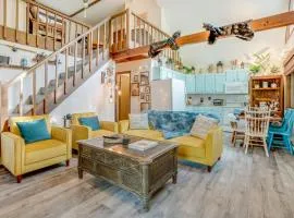 Elmwood Elmwood Escape A Cozy Retreat at The Hideout