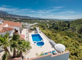 Villa Natalia Sol by Villa Plus, hotel em Torrox