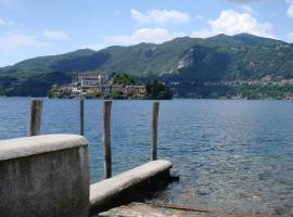 Apartments Cabianchi, hotell i Orta San Giulio