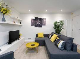 New apartment in the neighborhood of Amara., Hotel in Loyola