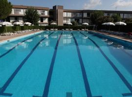 Residence Habitat, serviced apartment in Marina di Bibbona