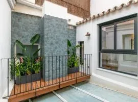 Beautiful penthouse in the historic center