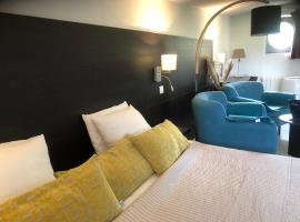 La suite cosy de Julie , 2 pièces 3 lits parking privé Résidence Cosyade, hotel with parking in Bourbourg
