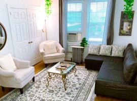 (53.1N) Walk to Forest Park in Comfort!, departamento en St. Louis