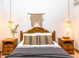 Casa Gaia, cheap hotel in Panormos Skopelos
