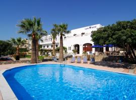 Viesnīca Lato hotel pilsētā Ajosnikolaja