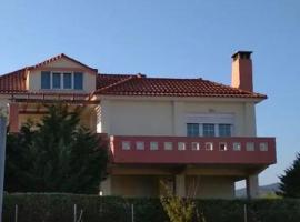 Villa Mastiha , Komi Beach, viešbutis mieste Kómi, netoliese – Lilikas Beach