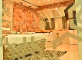 Design Apartment PREMIUM SPA LUX 4 STAR "DUBAI" Completely PRIVATE Wellness & Spa FREE INCLUDED Sauna & Jacuzzi & Salt Wall & Fire place & 3D Ceilings & Business WiFi & NETFLIX & Keyless code entry & FULL SMART APP & SECURE 2 Parking place, hotel in Ćuprija