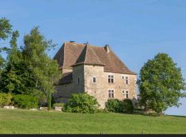 Château beyrin – obiekty na wynajem sezonowy w mieście Yenne