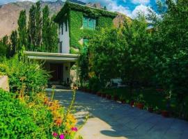 Al Amin Guest House - Home away from Home, hotel v destinaci Skardu