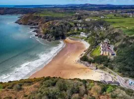 Caswell Beach Chalet 70 located in Gower Peninsula