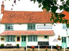 The Green Man Boutique Hotel, maison d'hôtes à Takeley