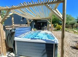 Apb-Spa cottages et Apb BnB avec piscine, hotel a Saint-Jean-de-Monts