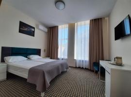 Hotel Astoria City Center โรงแรมในยาช