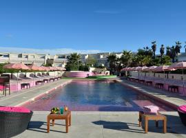 Le Jardin d'EDEN "réservé aux couples", hotel di Naturist Village , Cap d'Agde