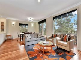 Villa 2br Pinot Nois Villa located within Cypress Lakes Resort, serviced apartment in Pokolbin