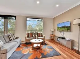 Villa 2br Pinot Nois Villa located within Cypress Lakes Resort