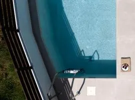 O-Cyanea Villa with Heated Pool