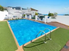 Villa Tamisa by Villa Plus