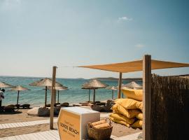 Soros Beach Antiparos, hotel with parking in Agios Georgios