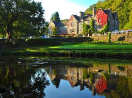 Royal Oak Hotel, cheap hotel in Betws-y-coed