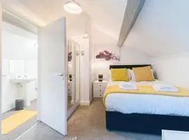 Cosy 1Bed Contractor & Pilot Flat - FREE Parking & FAST WiFi