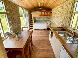 Stepping Stones Glamping ‘the olive’