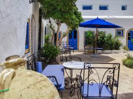 Hôtel Bou Fares, хотел в Сиди Бу Саид