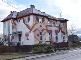 KEMP a stanování na faře, viešbutis mieste Javorníkas