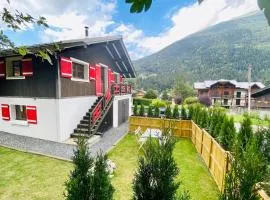 Charming Chalet With Garden In Les Houches