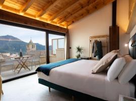 Hotel Poeta Jorge Manrique, place to stay in Segura de la Sierra