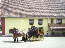 Pension Sonne, hotel with parking in Rickenbach