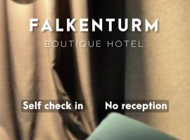 Hotel Falkenturm, hotel near Munich Christmas Market, Munich