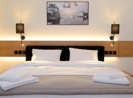 Roloi suites – hotel w mieście Nafpaktos