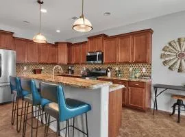Stylish & Modern Home Near Downtown Gilbert!